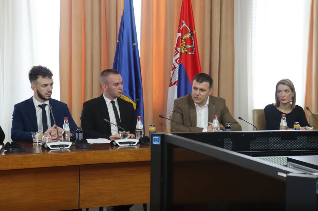 Poseta mladih Beogradu – prijem na Kraljevskom dvoru
